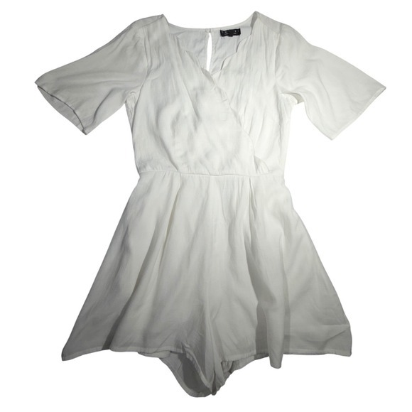 Trixxi Pants - Trixxi White Surplice V-Neck Romper Short Sleeve Elastic Waist Size S 26T5997HWL